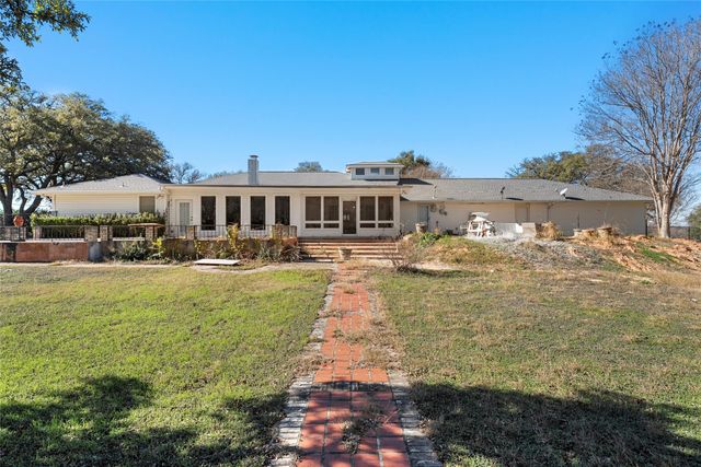 544 Lusk Creek Road, Eddy, TX 76524