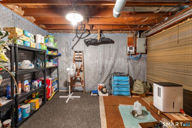 33 Winter Street, Plainville, CT 06062