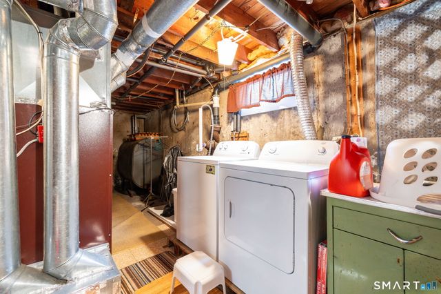 33 Winter Street, Plainville, CT 06062