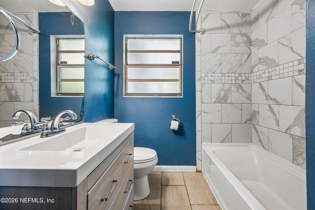 6951 BERNAY Avenue, Jacksonville, FL 32205