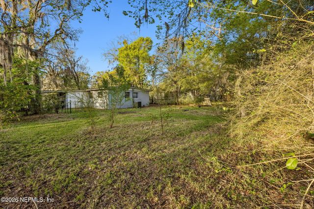 6951 BERNAY Avenue, Jacksonville, FL 32205