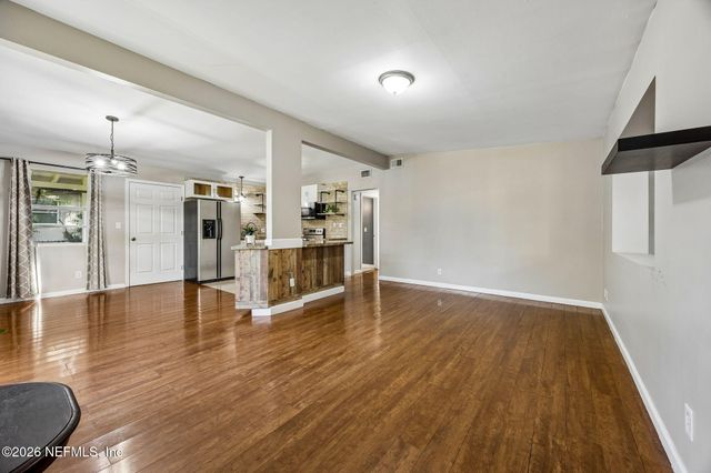 6951 BERNAY Avenue, Jacksonville, FL 32205