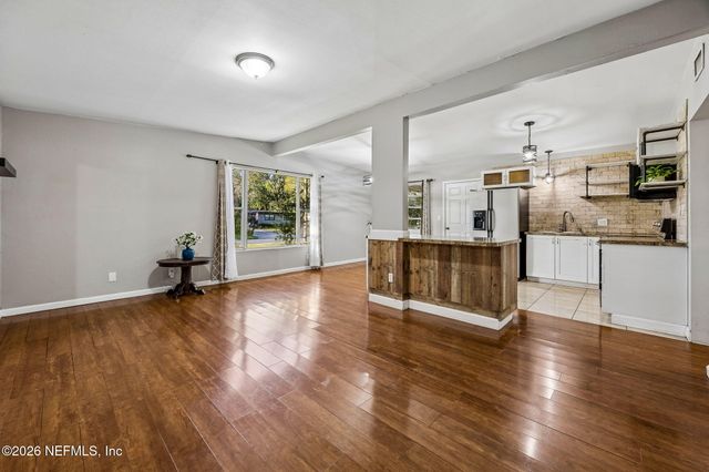 6951 BERNAY Avenue, Jacksonville, FL 32205