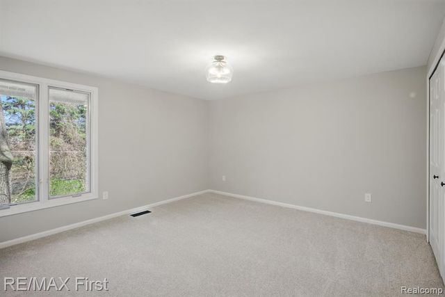 6620 Red Cedar Lane, West Bloomfield, MI 48324