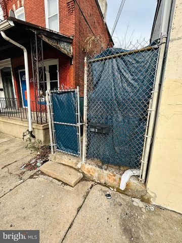 1000 N 43RD ST, Philadelphia, PA 19104