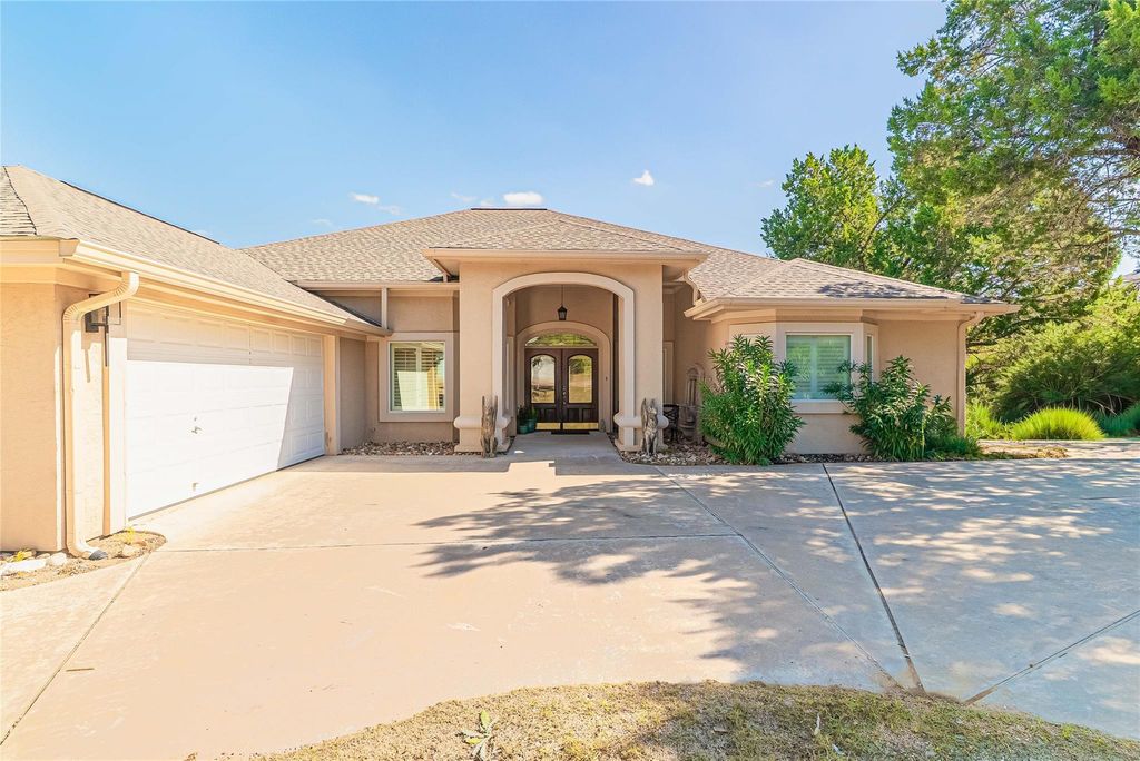 3309 Brasada LN, Marble Falls, TX 78654