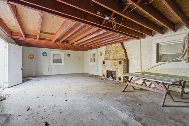 532 N Warren Street, Warrensburg, MO 64093