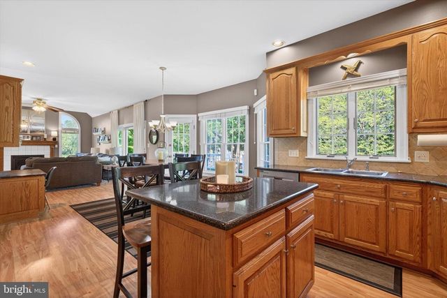 1624 SADDLE LN, Harrisburg, PA 17111