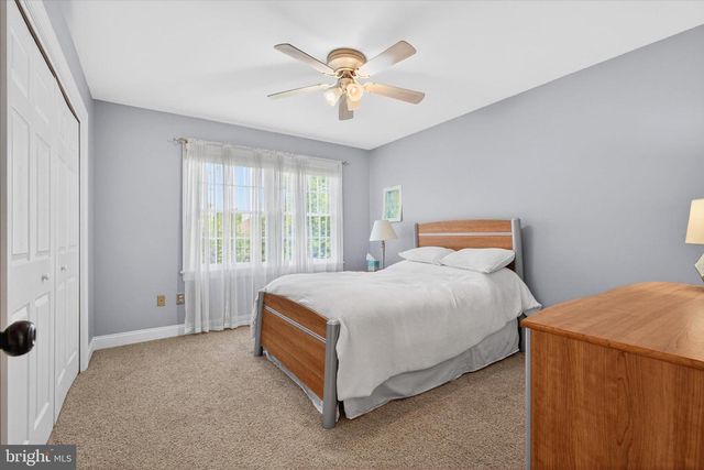 1624 SADDLE LN, Harrisburg, PA 17111