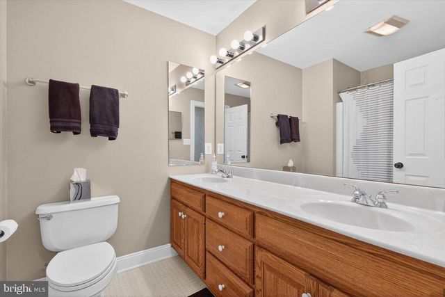 1624 SADDLE LN, Harrisburg, PA 17111