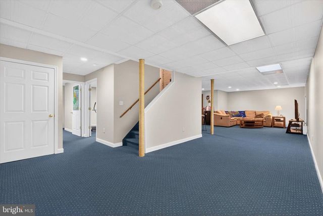 1624 SADDLE LN, Harrisburg, PA 17111