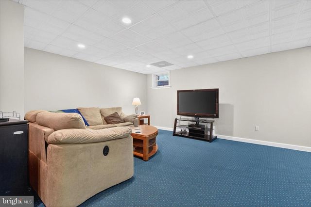 1624 SADDLE LN, Harrisburg, PA 17111