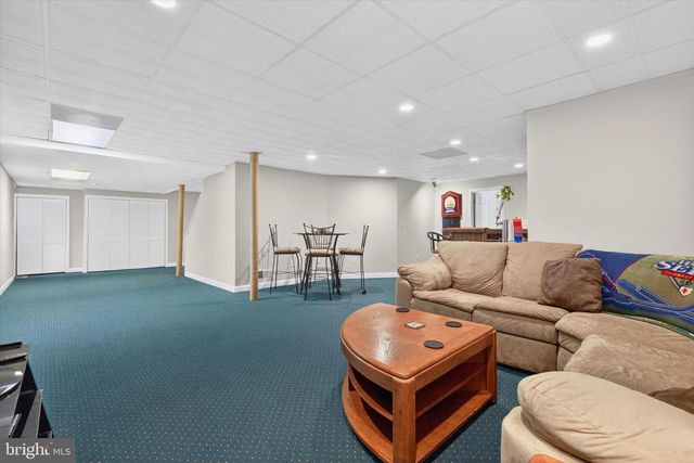 1624 SADDLE LN, Harrisburg, PA 17111