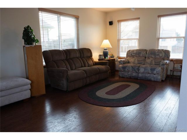 206 S Quentine Ave, Milliken, CO 80543