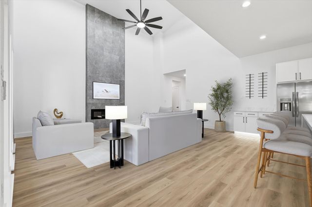 5810 Plum Dale Road, Dallas, TX 75241