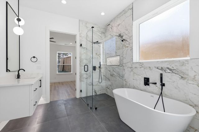 5810 Plum Dale Road, Dallas, TX 75241