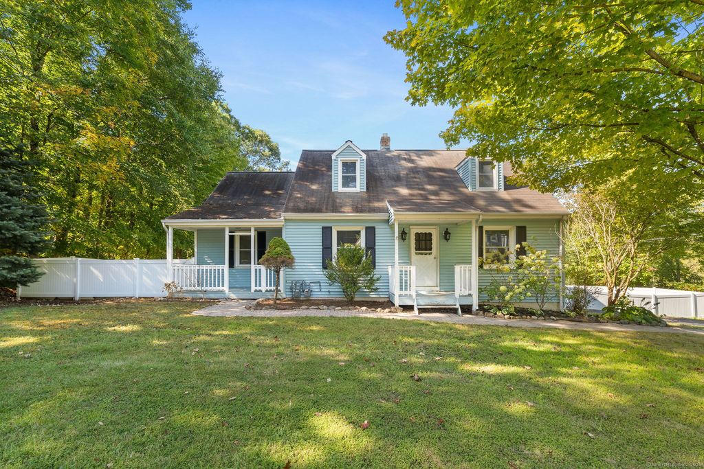975 Waterbury Road, Cheshire, CT 06410