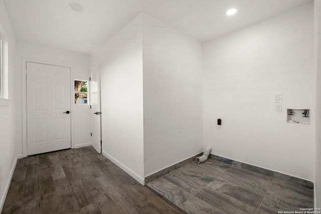 254 Kate Schenck, San Antonio, TX 78223