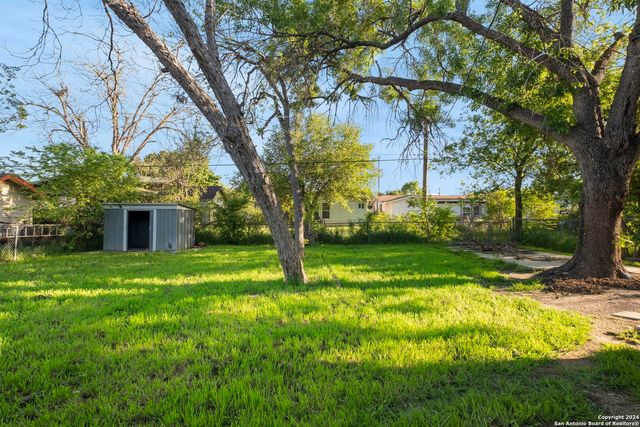 254 Kate Schenck, San Antonio, TX 78223