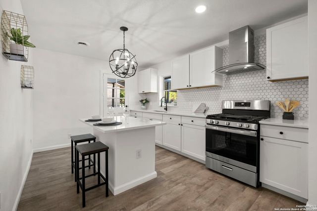 254 Kate Schenck, San Antonio, TX 78223