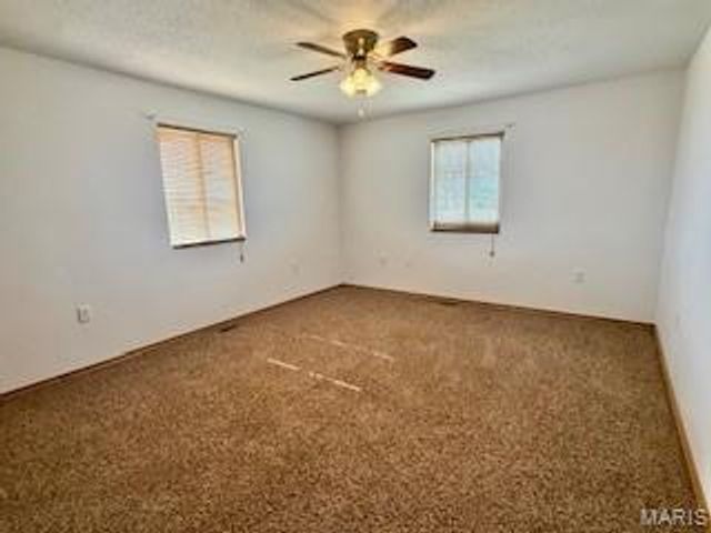 16328 Stolletown Road, Carlyle, IL 62231