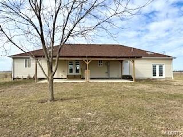 16328 Stolletown Road, Carlyle, IL 62231