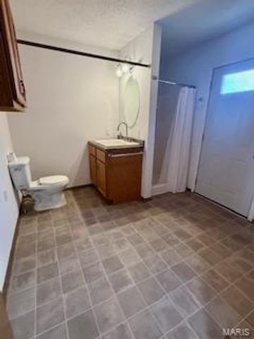 16328 Stolletown Road, Carlyle, IL 62231