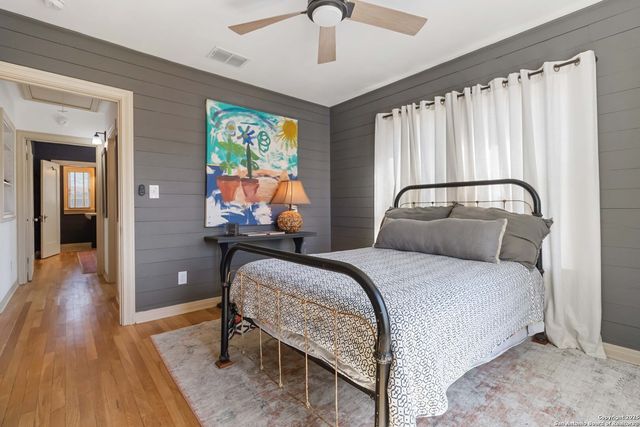 803 BISMARK ST, Seguin, TX 78155