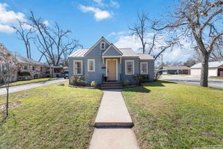 803 BISMARK ST, Seguin, TX 78155
