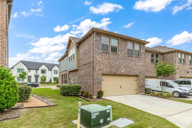 4611 Smokey Quartz Lane, Arlington, TX 76005