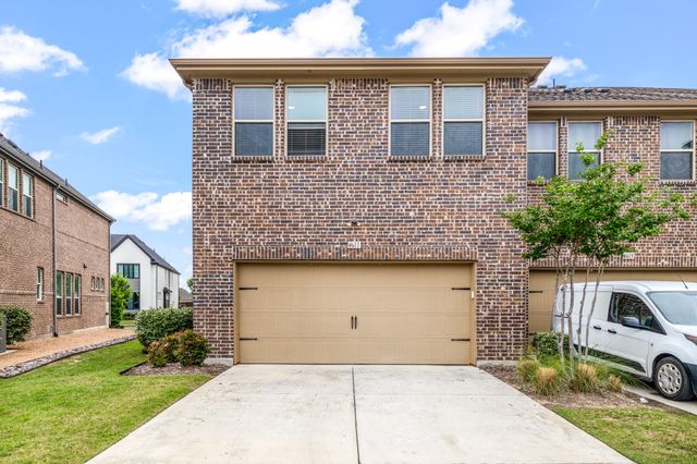 4611 Smokey Quartz Lane, Arlington, TX 76005