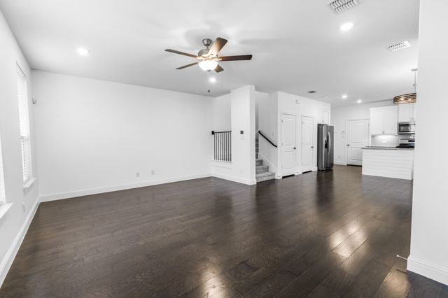 4611 Smokey Quartz Lane, Arlington, TX 76005
