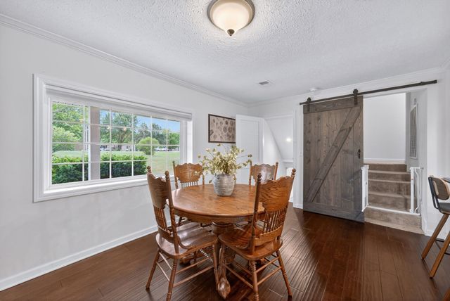 1765 Hayshed Rd, Charlotte, TN 37036