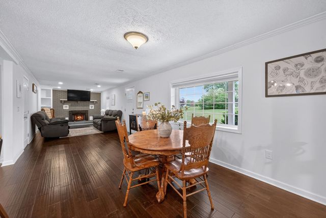 1765 Hayshed Rd, Charlotte, TN 37036