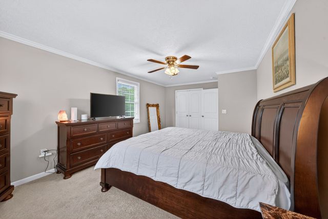 1765 Hayshed Rd, Charlotte, TN 37036