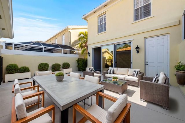 7665 BERGAMO AVENUE, Sarasota, FL 34238