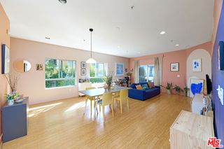 11831 Avon Way 202, Los Angeles, CA 90066