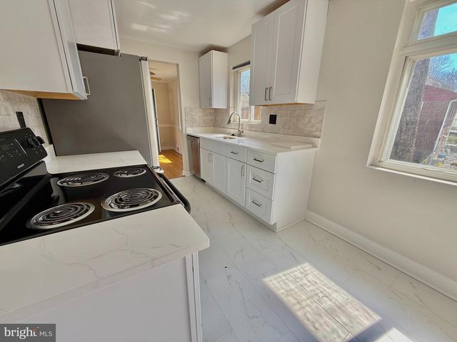 7401 CAMP ALGER AVE, Falls Church, VA 22042