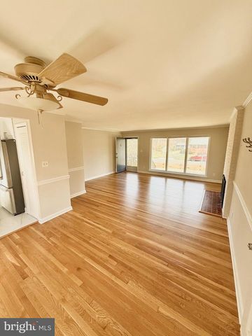 7401 CAMP ALGER AVE, Falls Church, VA 22042