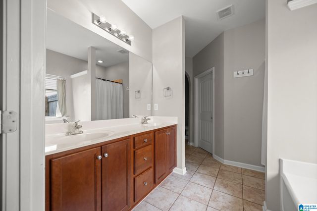 2417 FOLSOM STREET, Moody, AL 35004