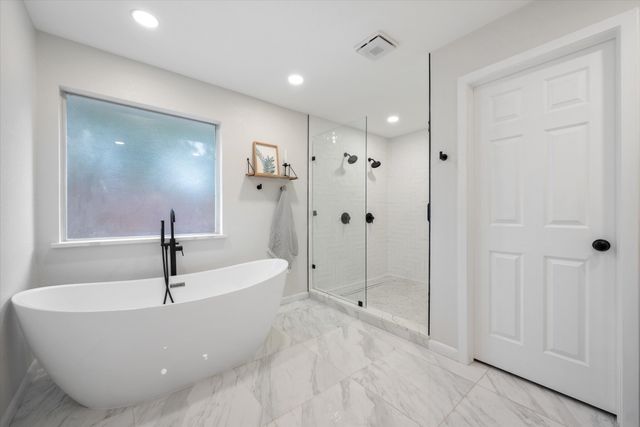 1706 Dunn Street, Grapevine, TX 76051