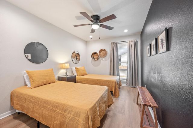 1706 Dunn Street, Grapevine, TX 76051