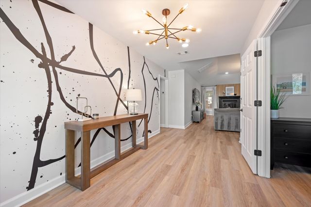 1706 Dunn Street, Grapevine, TX 76051