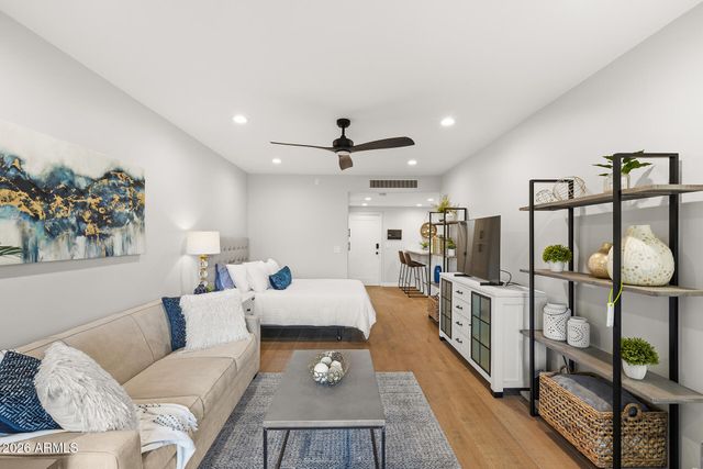 6125 E INDIAN SCHOOL Road 113, Scottsdale, AZ 85251