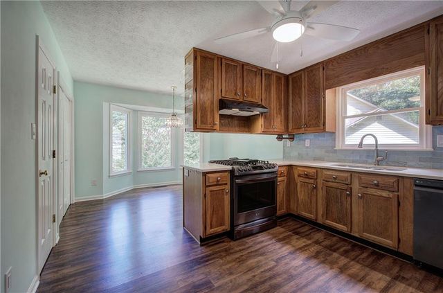 60 Olive SE Lane, Marietta, GA 30060