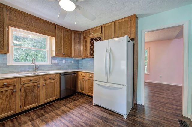 60 Olive SE Lane, Marietta, GA 30060