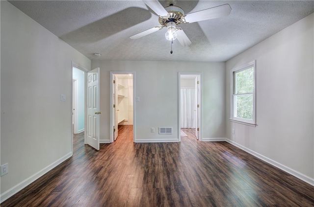 60 Olive SE Lane, Marietta, GA 30060