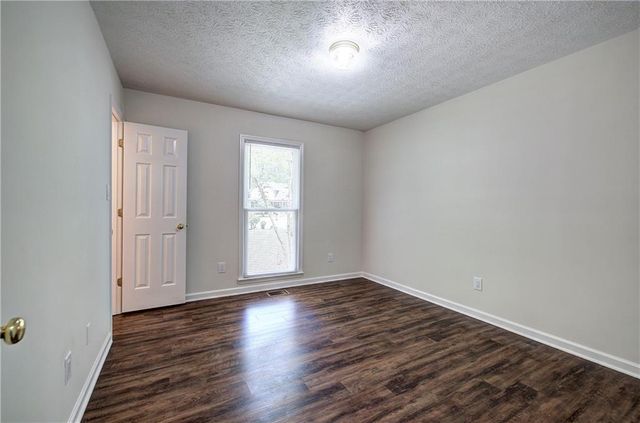 60 Olive SE Lane, Marietta, GA 30060