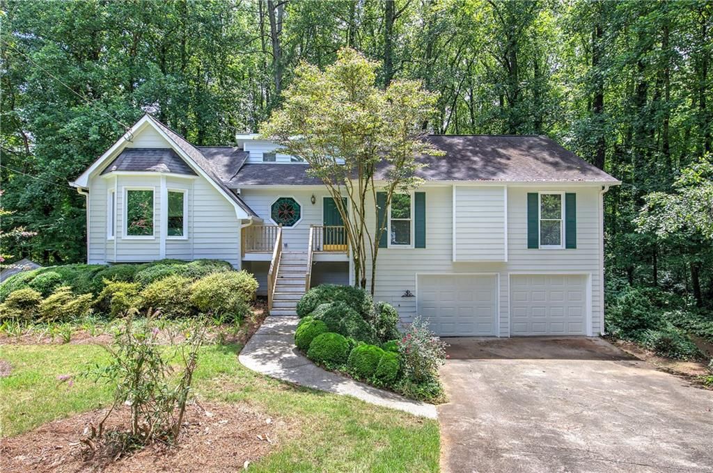 60 Olive SE Lane, Marietta, GA 30060