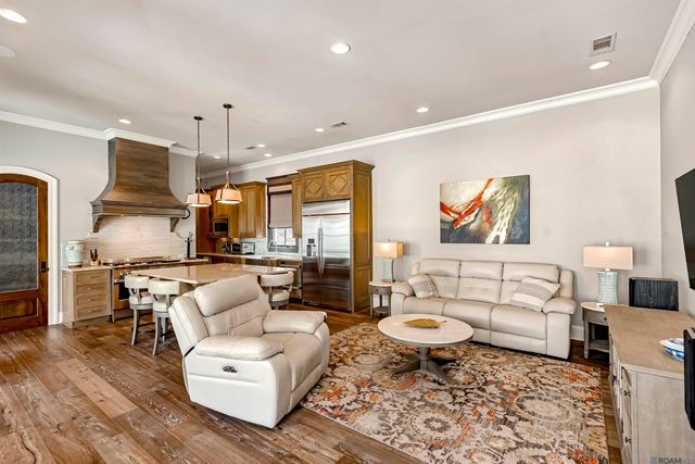 7928 Settlers Cir, Baton Rouge, LA 70810